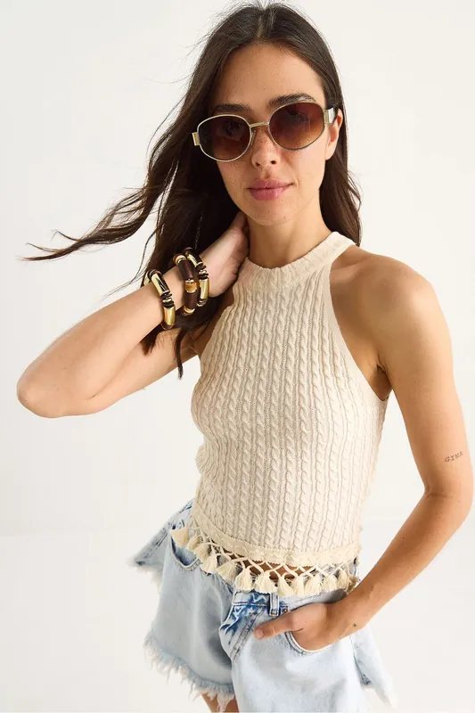 Textured Halter Neck Fitted Crop Blouse - Bianco Lucci