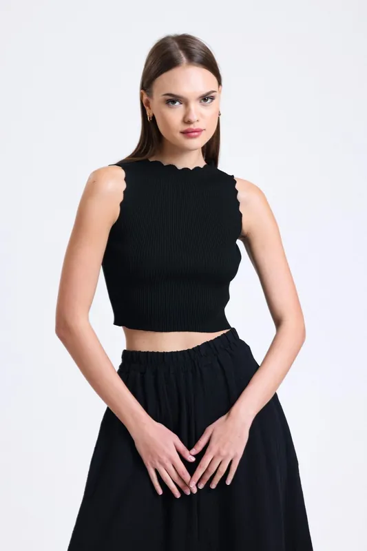 Knitted Round Neck Ruffled Sleeveless Cropped Sweater - Hiccup