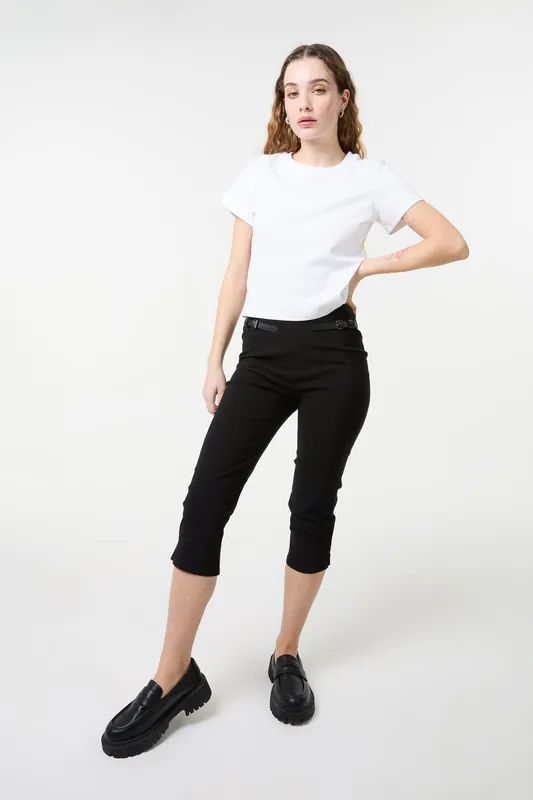 Black Capri Pants With Belts - Pink Vanilla