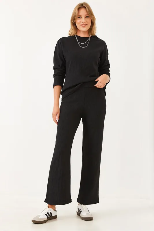 Ribbed Textured Crew Neck Sweater and Pants Set - Bianco Lucci