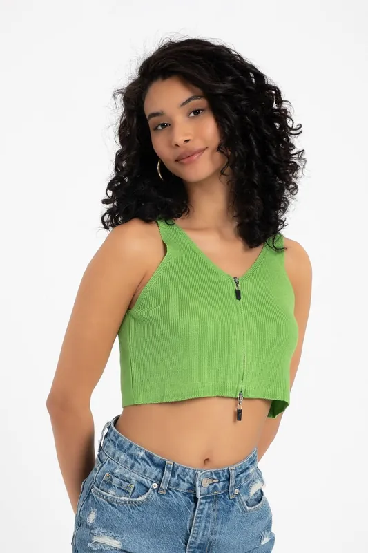 V Neck Knitted Ribbed Zippered Crop Top - Hiccup