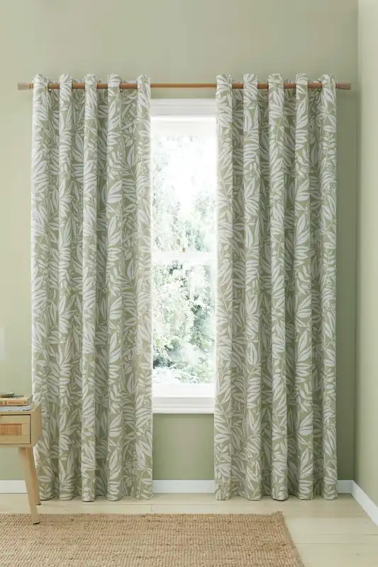 'Sorrel Leaf' Fully Reversible Eyelet Curtains - Catherine Lansfield