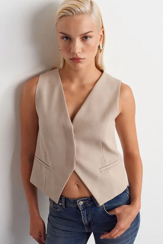 Crop Button Waistcoat - Dilvin
