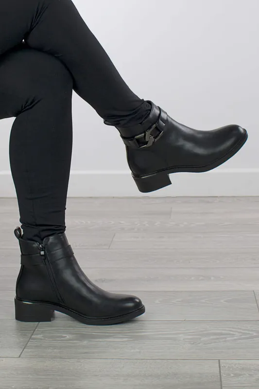 Low Heel Buckle Ankle Chelsea Boots - AJVANI