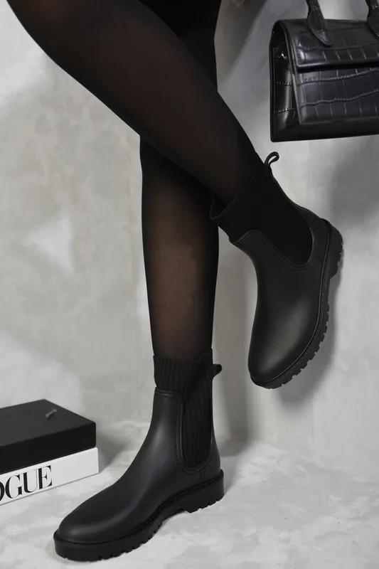 Marley Slip On Platform Ankle Boots - IKRUSH