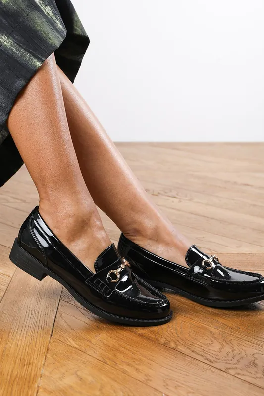 Samara' Accent Detail Loafer - Where's That From
