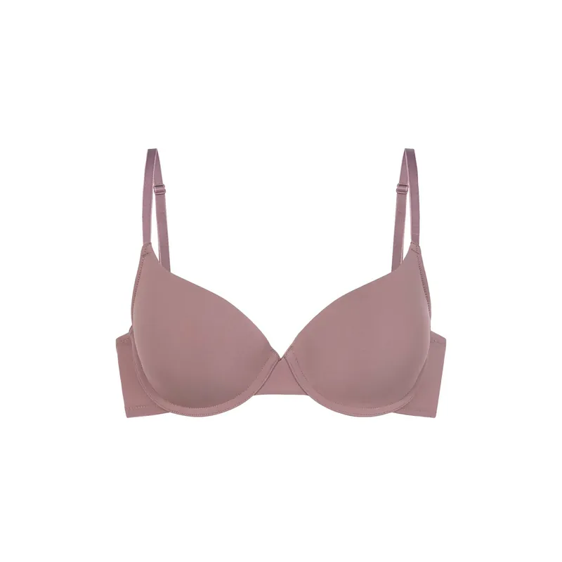 Michelle Brown T-shirt bra