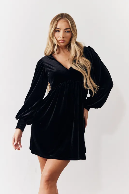 Black Velvet Smock Mini Dress - In The Style