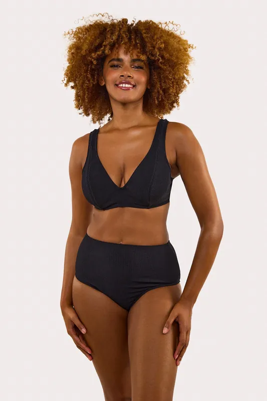 Mila Black Fuller Bust Scrunch Hidden Underwire Bikini Top - Peek & Beau