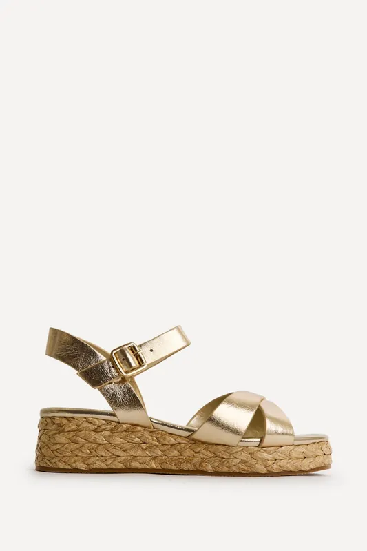 Magnolia Gold Flatform Sandals - Linzi
