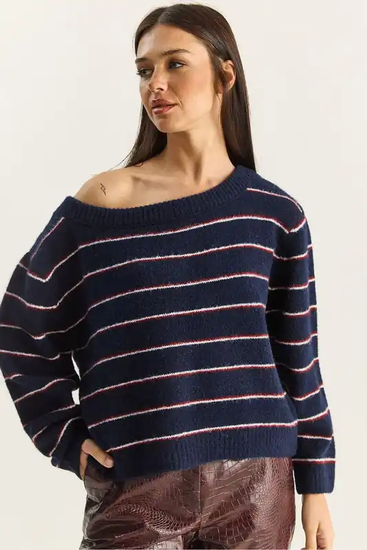 Oversized Striped Knit Sweater with Asymmetrical Collar - Bianco Lucci