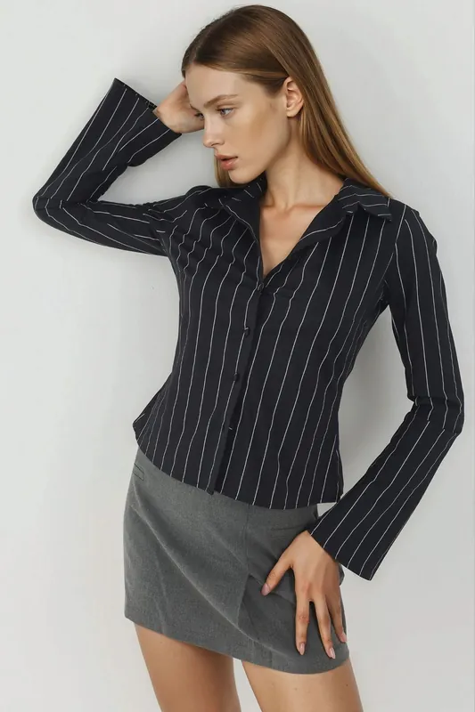 Fitted Striped Button-Up Shirt