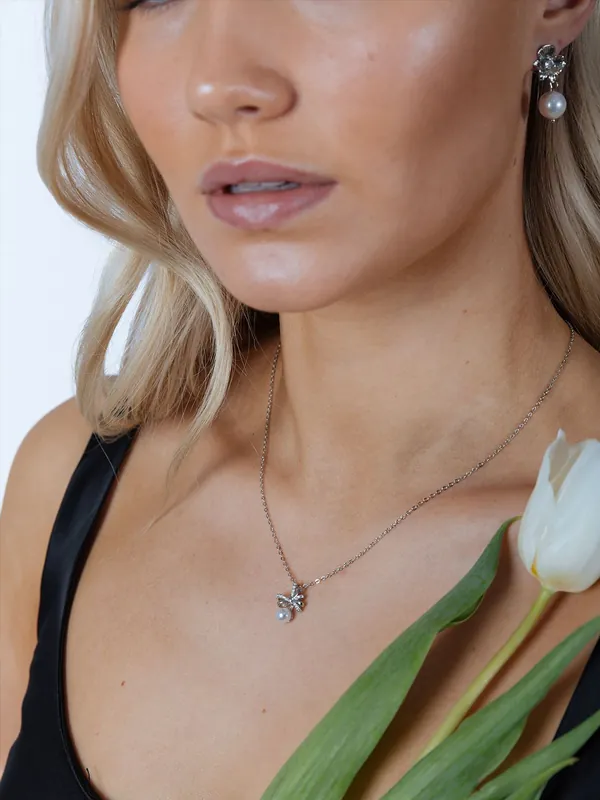 Dainty Bow Pearl Pendant Necklace - Gift Boxed