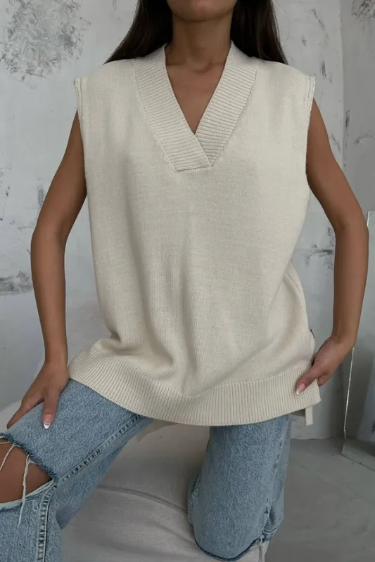 V Neck Sleeveless Oversized Sweater - Hiccup