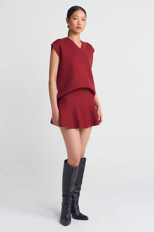 Mid-Waist Ribbed Knit Skater Mini Skirt