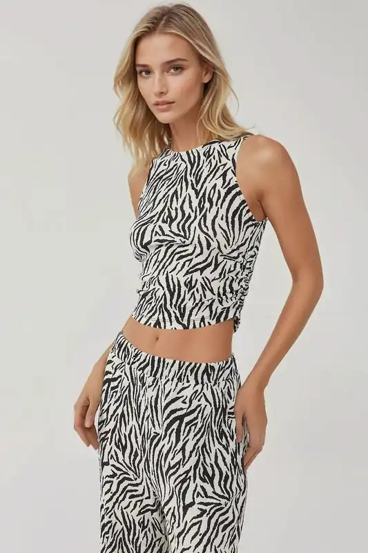 Slim Fit Zebra Print Crew Neck Top - Hiccup