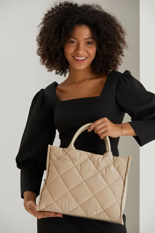 Quilted Tote Bag With Detachable Crossbody Strap - Belissh