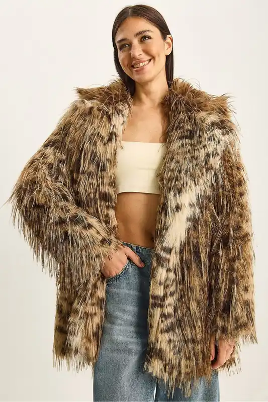Oversized Leopard Print Faux Fur Jacket - Bianco Lucci