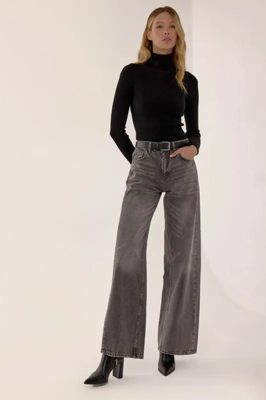 Washed Effect Wide Leg Jeans - Hiccup