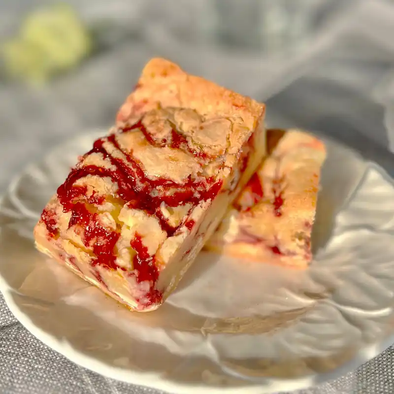 White Chocolate and Raspberry Brownie - CHOC ON CHOC