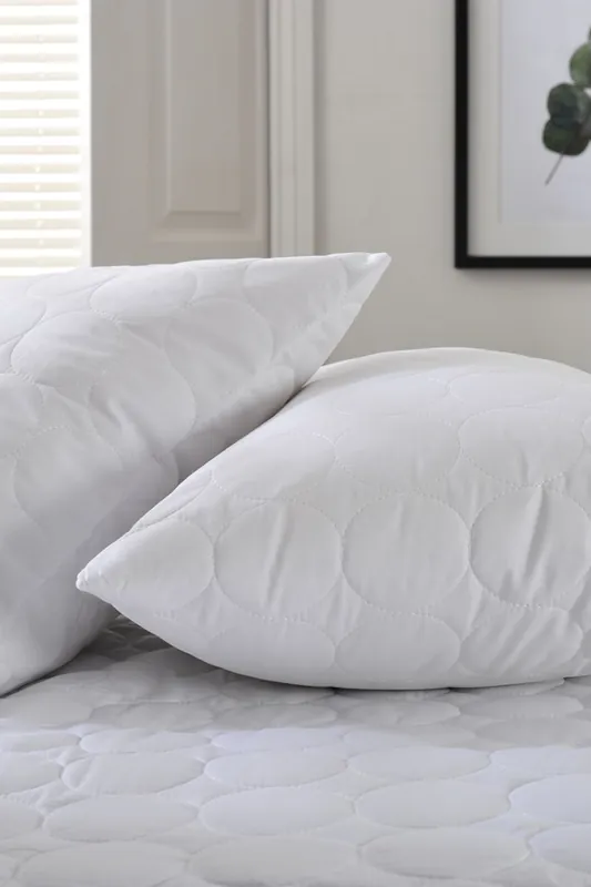 Luxury Cotton Quilted Pillow Protector | Deyongs 1846 - The Lyndon Company