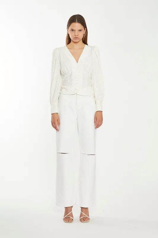 Wide Leg Slashed Knee Jeans - Shnoo