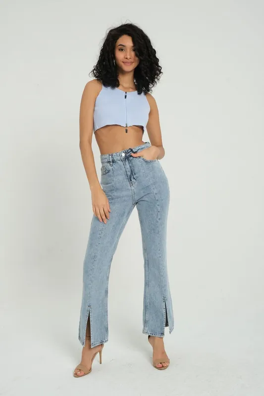 V Neck Knitted Ribbed Zippered Crop Top - Hiccup