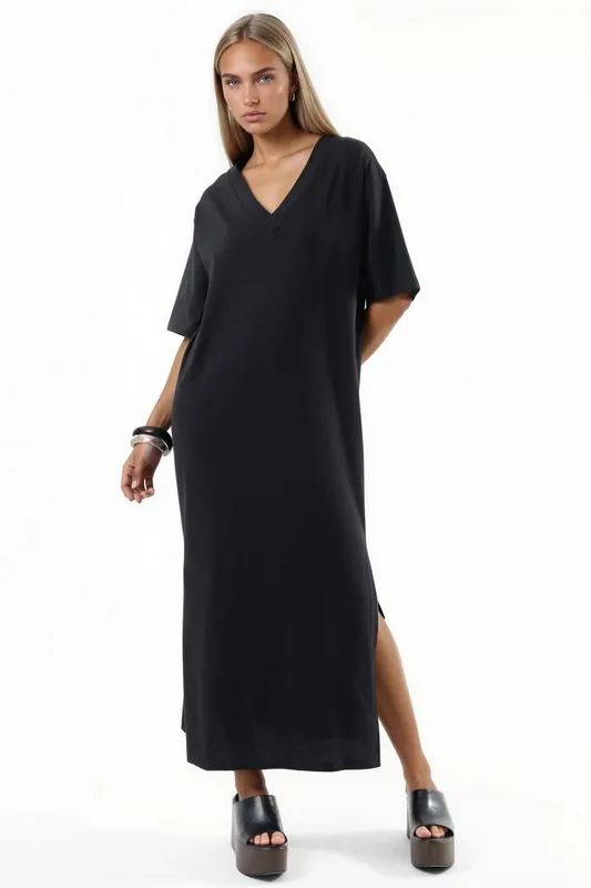 V-Neck Loose Fit Midi Dress