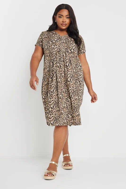 Leopard Pleat Front Dress - Yours
