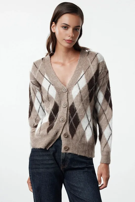 Argyle Ribbed V-Neck Knit Cardigan with Button Front