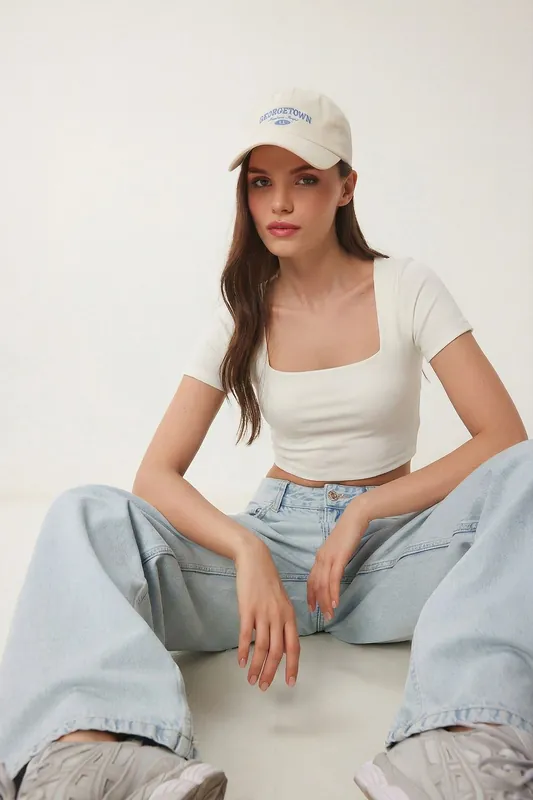 Slim Fit Square Collar Knit Crop Blouse - Happiness Istanbul