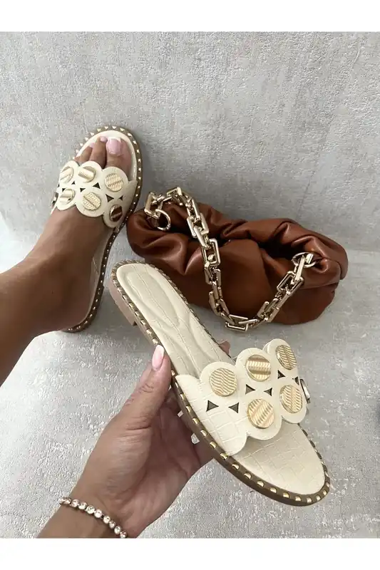 Vivian Studded Strap Flat Sandals - IKRUSH