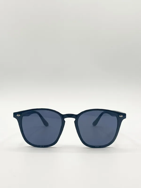 Rounded Wayfarer Style Sunglasses - SVNX