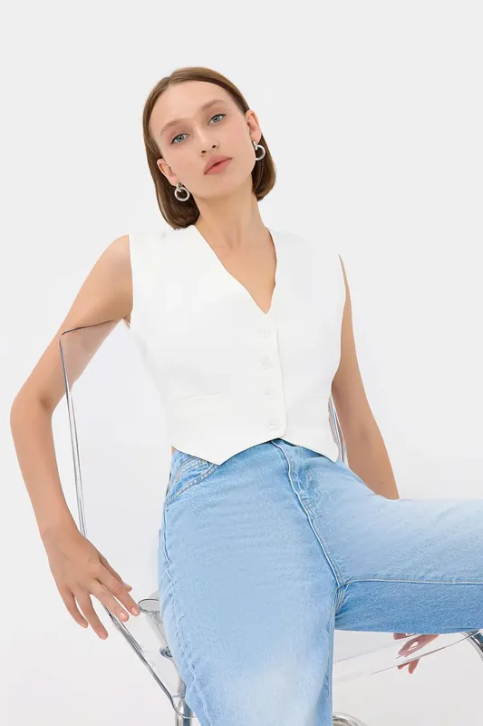 Buttoned V-Neck Sleeveless Waistcoat