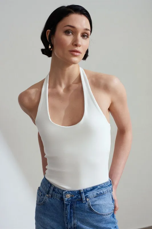 Ribbed Halterneck Sleeveless Blouse - Dilvin