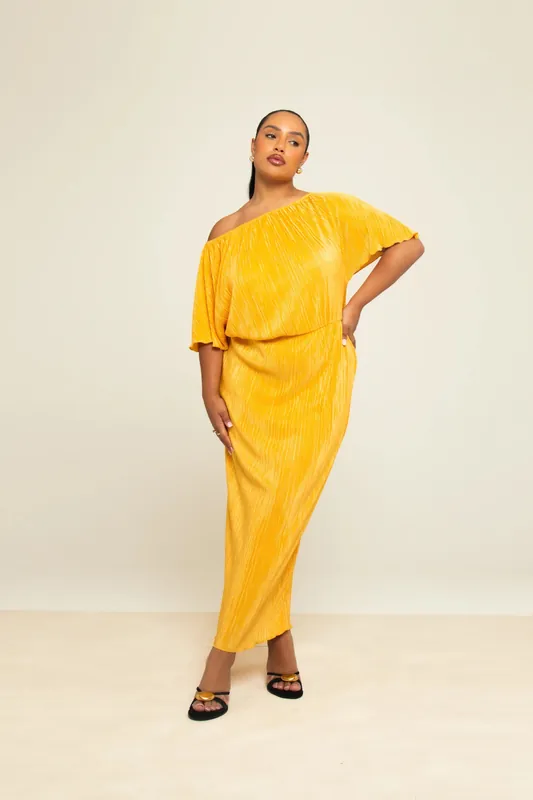 Curve Plisse Drop Shoulder Midi Dress In Yellow - FASHION-SZN