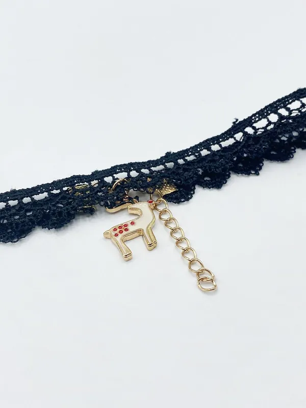 Lace Choker With Reindeer Charm - SVNX