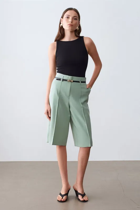 High-waist Wide-leg Crepe Shorts With Belt
