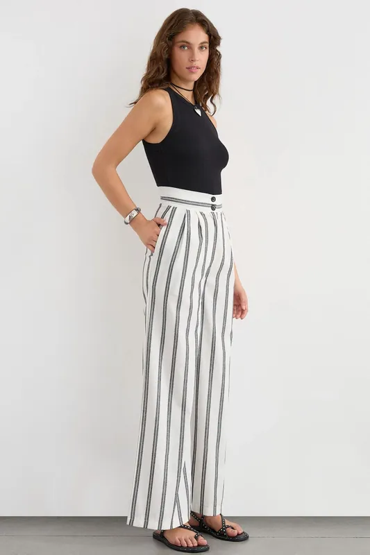 Wide-Leg Striped Pants