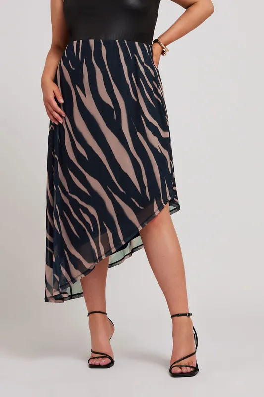 Asymmetric Mesh Skirt - Yours