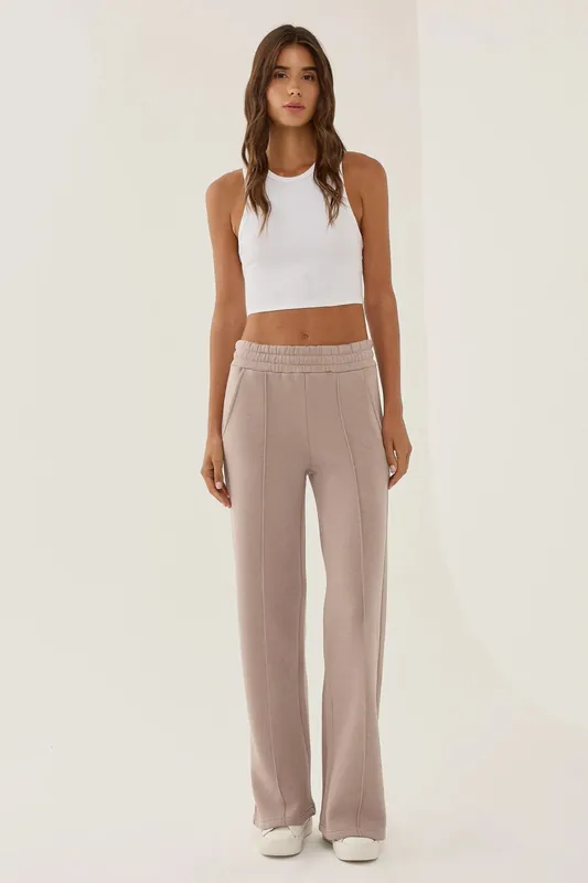 Wide Leg Elastic Waist Pintuck Fleece Sweatpants - Hiccup