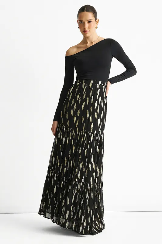 Black Clipped Jacquard Tiered Maxi Skirt - Gini London