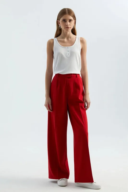 Round Neck Buttoned Tank Top - Hiccup