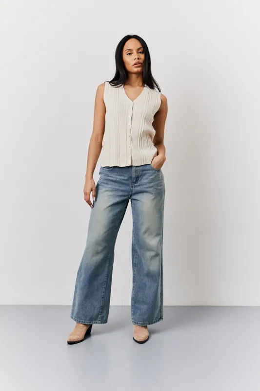 Blue Straight Leg Jeans - In The Style