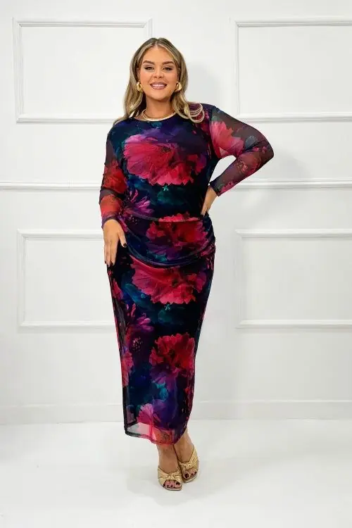 Curve Dark Floral Ruched Mesh Midaxi Dress - FASHION-SZN