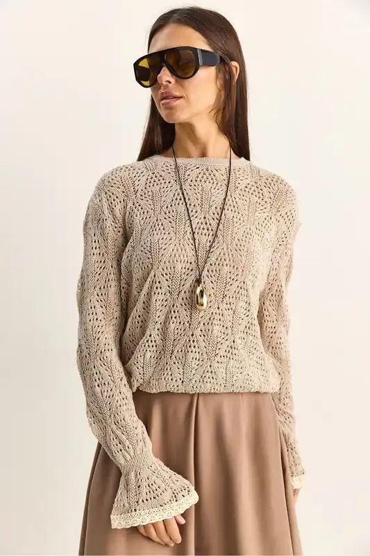 Textured Crew Neck Frilly Knit Sweater - Bianco Lucci