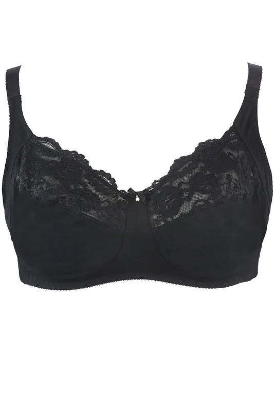 Non-Wired Cotton Bra With Lace Trim
