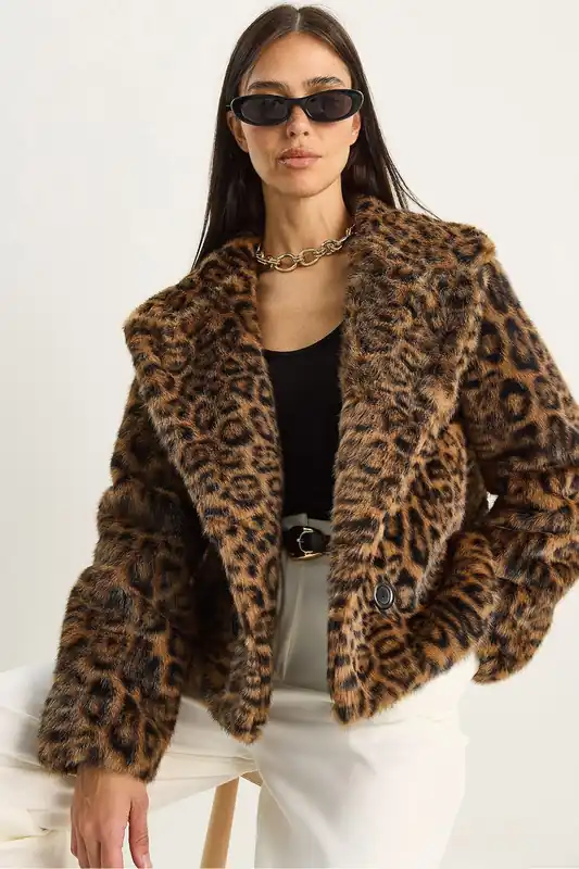 Oversized Leopard Print Faux Fur Coat - Bianco Lucci