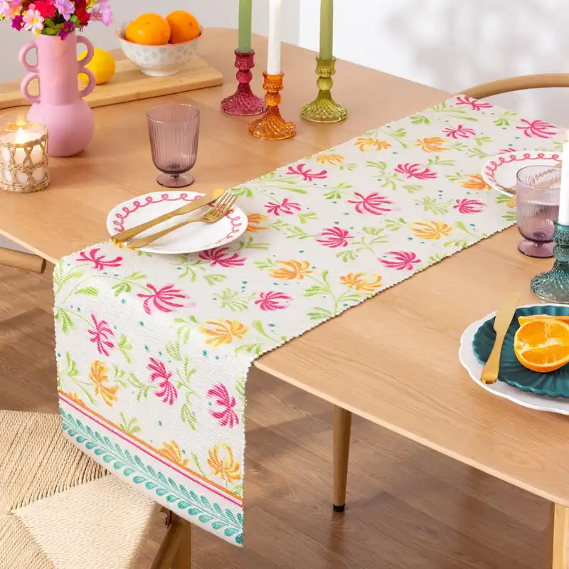 Honeysuckle Indoor/Outdoor Table Runner - Furn