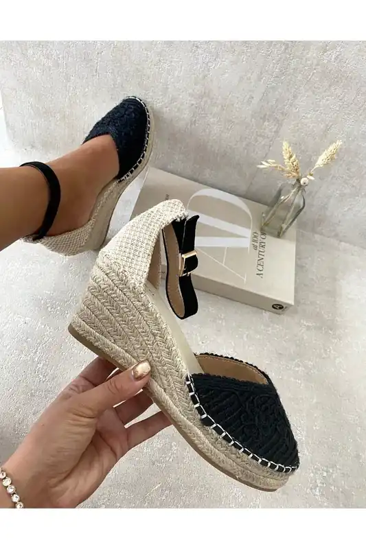 Giselle Two Tone Slingback Closed Toe Wedge Sandals - IKRUSH